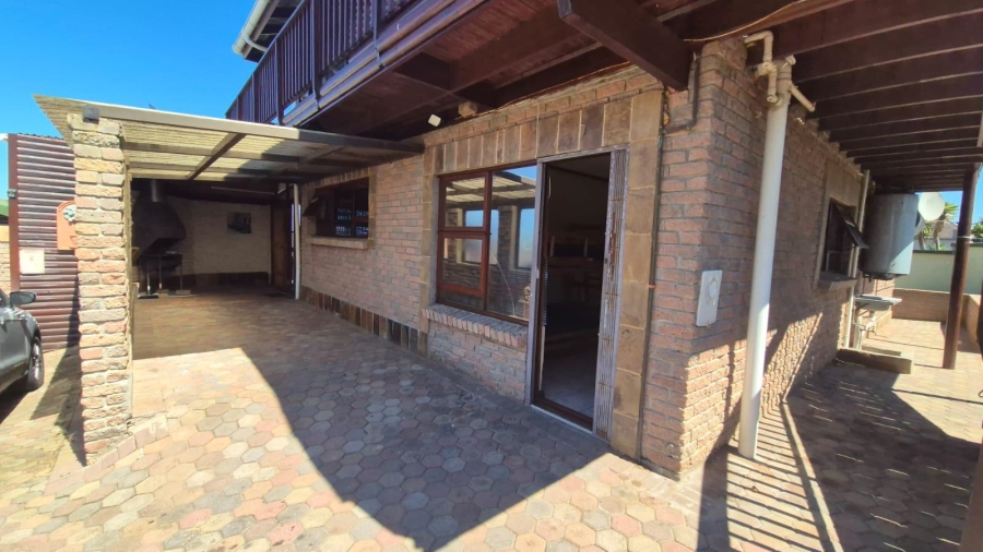 To Let 2 Bedroom Property for Rent in Dana Bay Western Cape